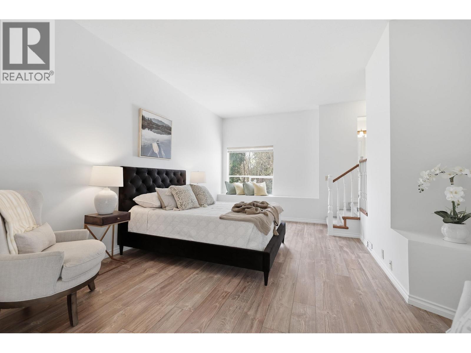 1330 Cimarron Drive, Coquitlam, British Columbia  V3B 7B3 - Photo 10 - R3107324