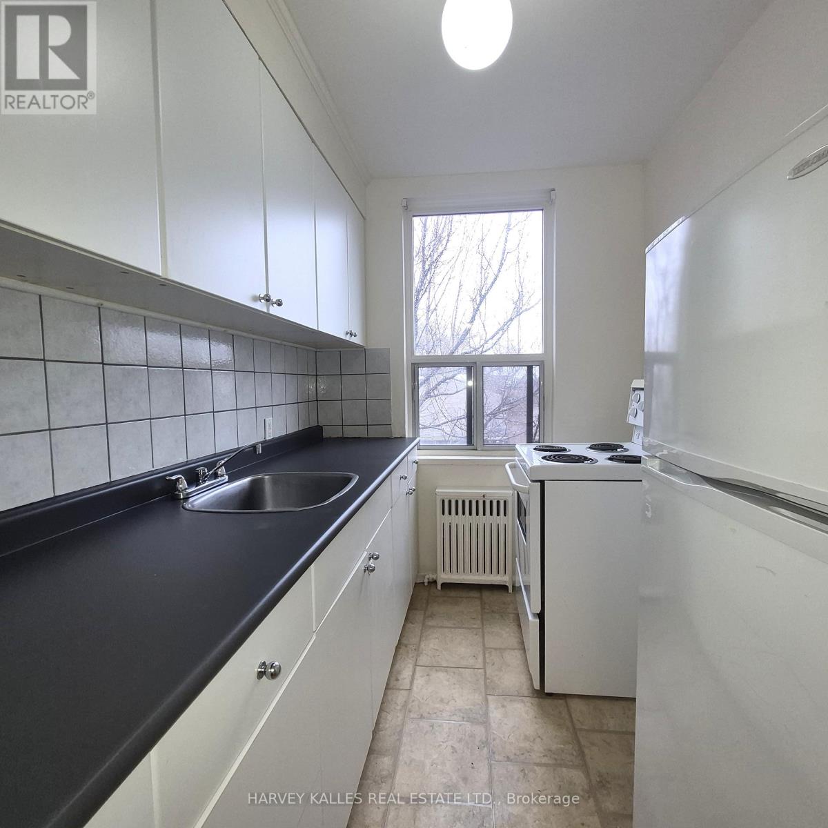 304 - 6 Glen Echo Road, Toronto, Ontario  M4N 2C9 - Photo 5 - C12957976