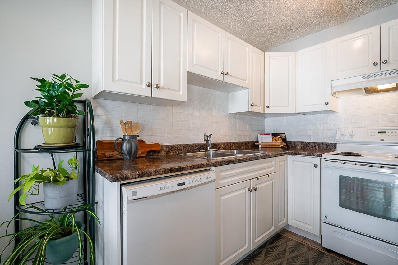 6 46260 Harford Street, Chilliwack Proper East, Chilliwack, British Columbia  V2P 2W3 - Photo 6 - R3108033