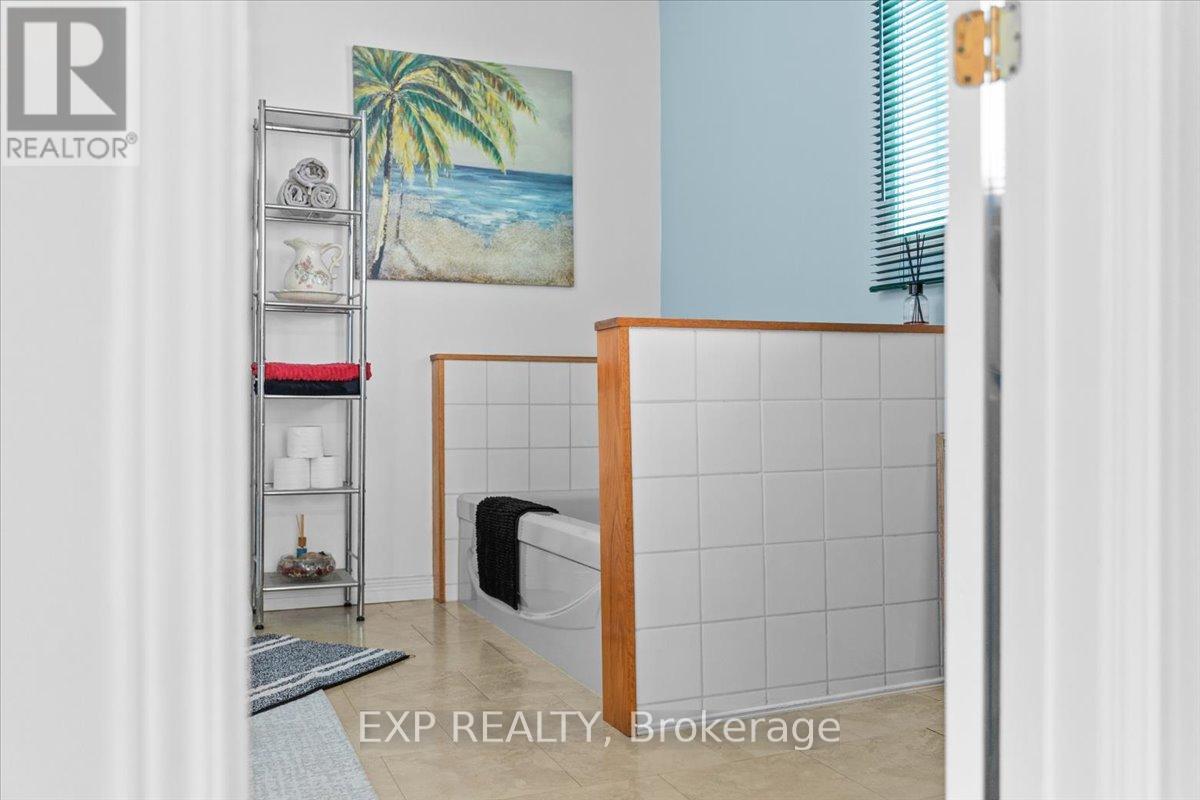 46 Dufour Street, Champlain, Ontario  K0B 1K0 - Photo 24 - X12948936