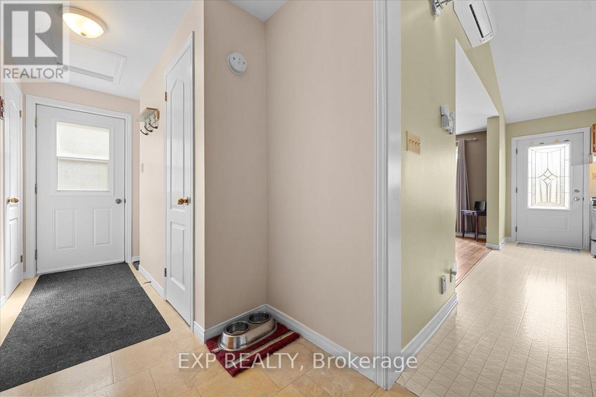 46 Dufour Street, Champlain, Ontario  K0B 1K0 - Photo 18 - X12948936