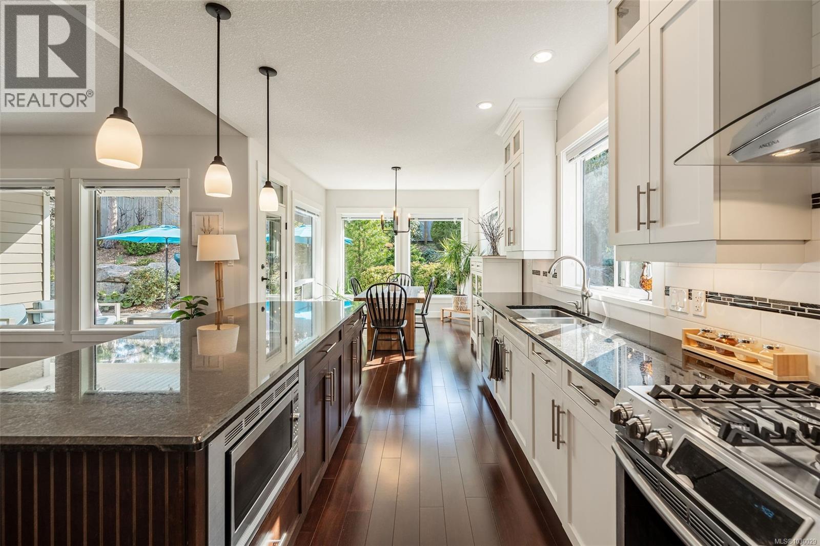 174 Sunningdale Rd E, Qualicum Beach, British Columbia V9K 1L1 - Photo 41 - 1030029