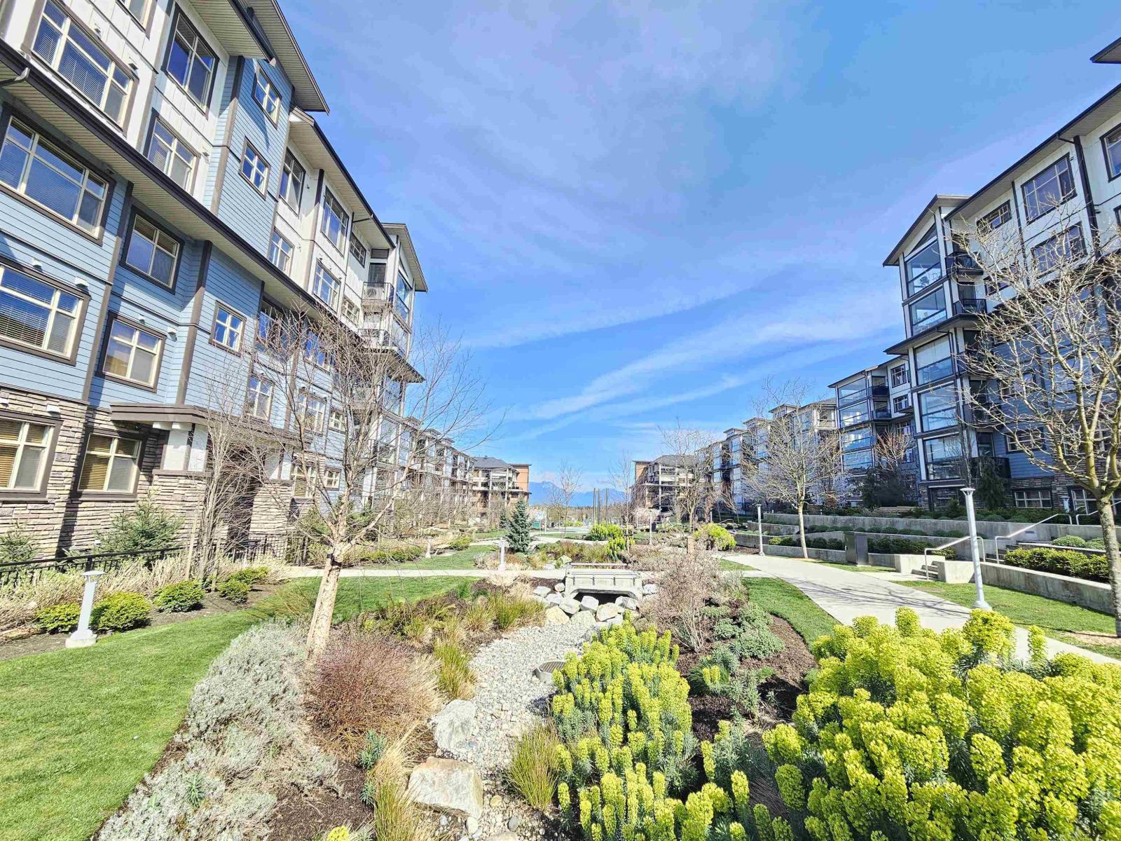 203 8558 202b Street, Langley, British Columbia  V2Y 3L4 - Photo 3 - R3108034