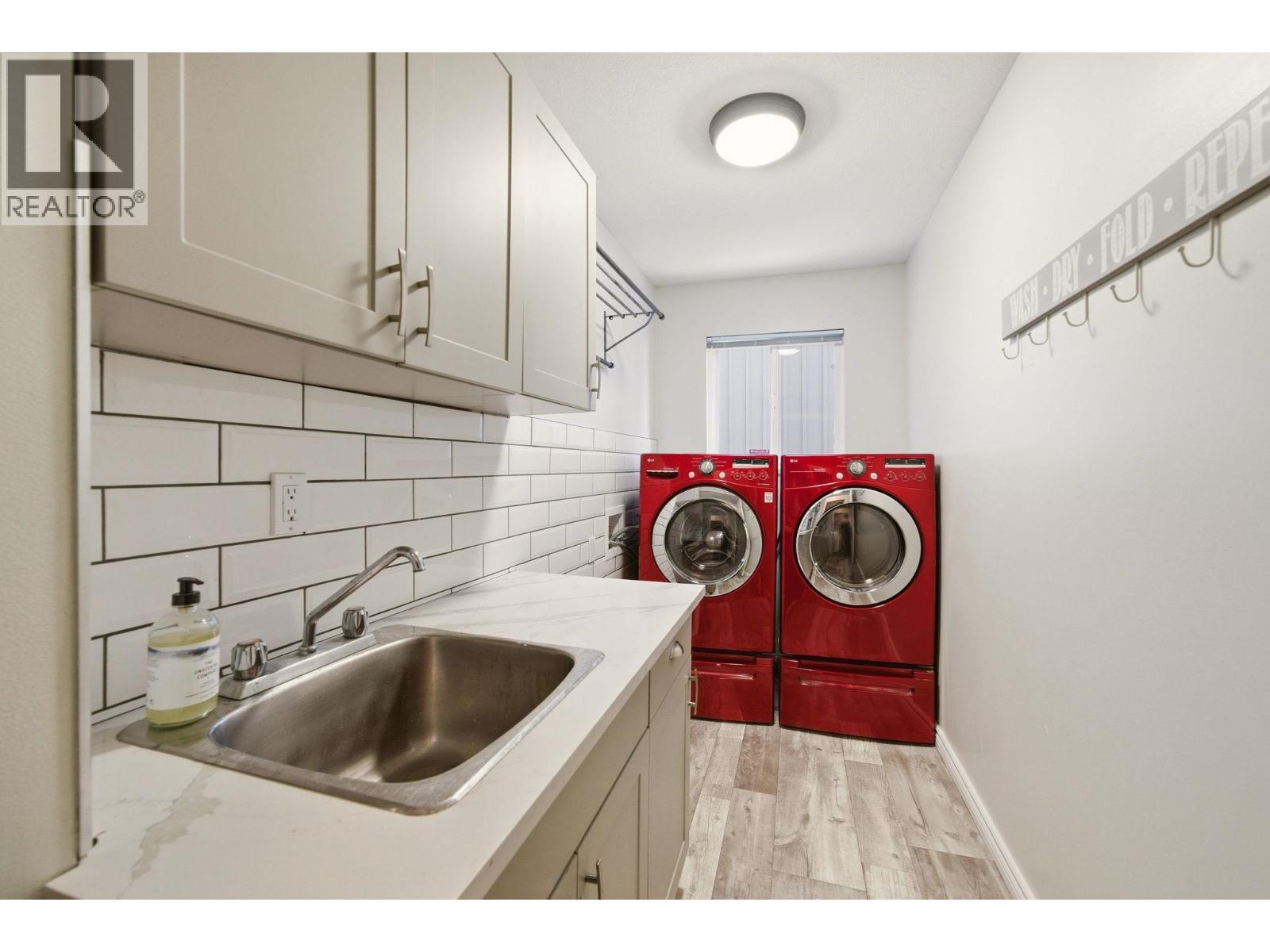 4575 Cliffmont Road, North Vancouver, British Columbia  V7G 1J8 - Photo 31 - R3107853