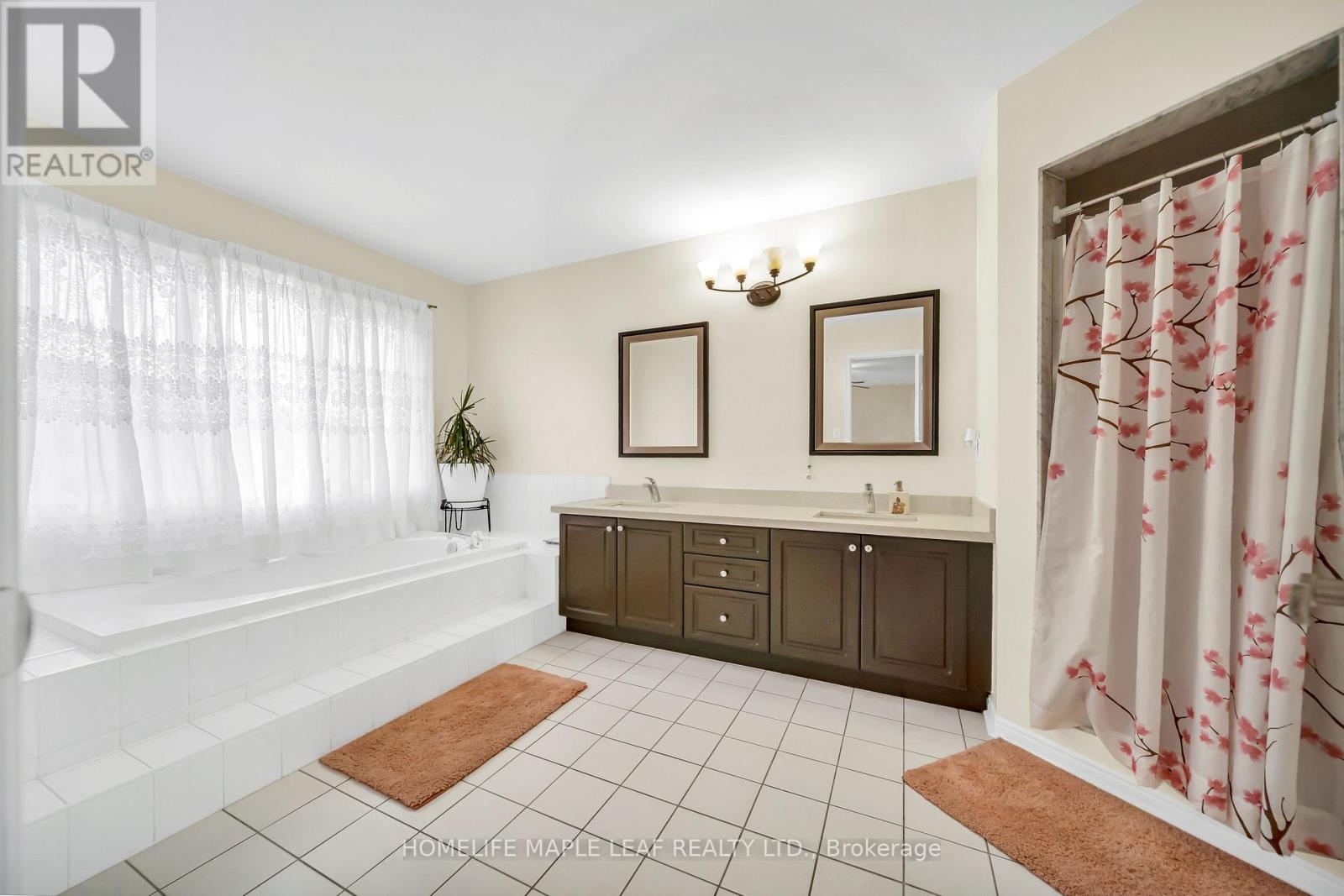 87 Softneedle Avenue, Brampton, Ontario  L6R 1L2 - Photo 29 - W12961828