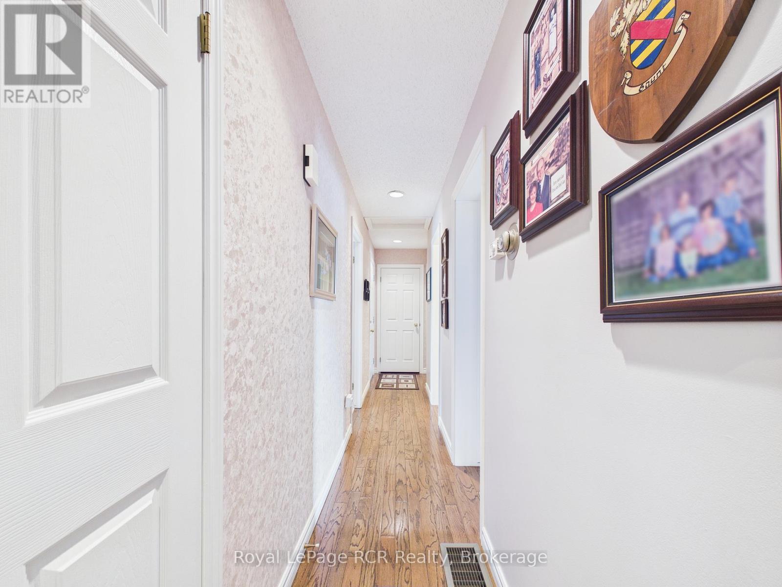 171 Charles Street, North Huron, Ontario  N0G 2W0 - Photo 14 - X12967996