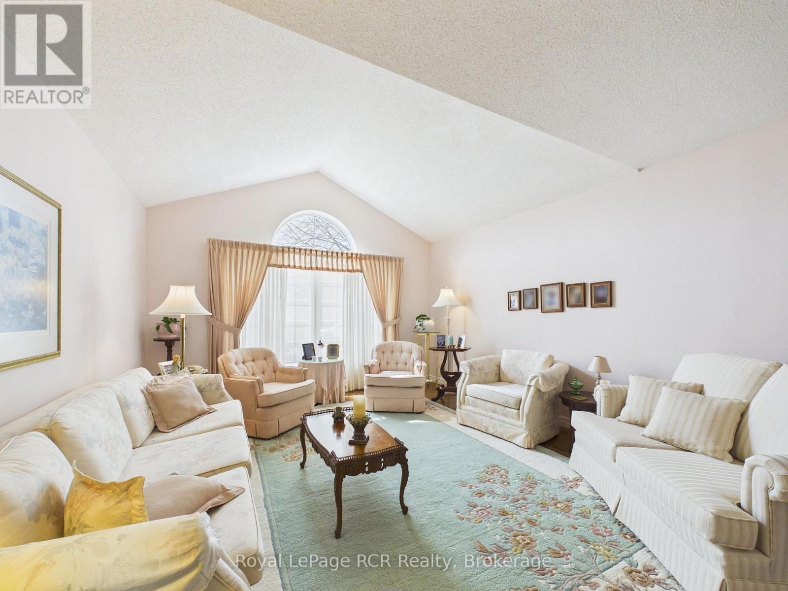 171 Charles Street, North Huron, Ontario  N0G 2W0 - Photo 6 - X12967996