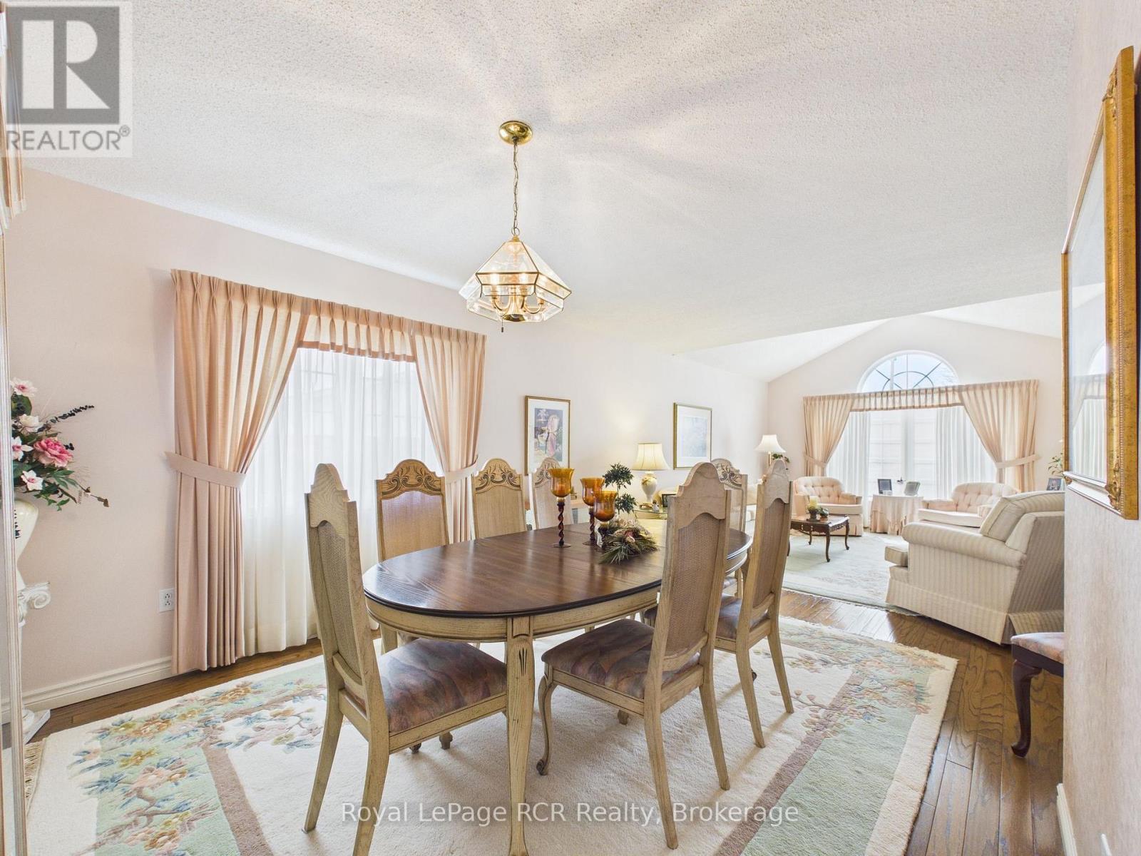 171 Charles Street, North Huron, Ontario  N0G 2W0 - Photo 9 - X12967996