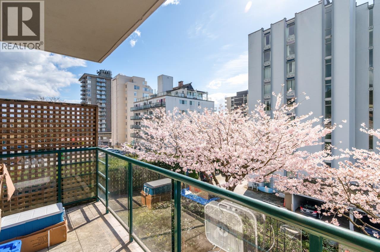 205 1896 Marine Drive, West Vancouver, British Columbia  V7V 1J6 - Photo 18 - R3107885