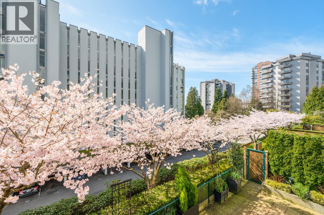 205 1896 Marine Drive, West Vancouver, British Columbia  V7V 1J6 - Photo 20 - R3107885