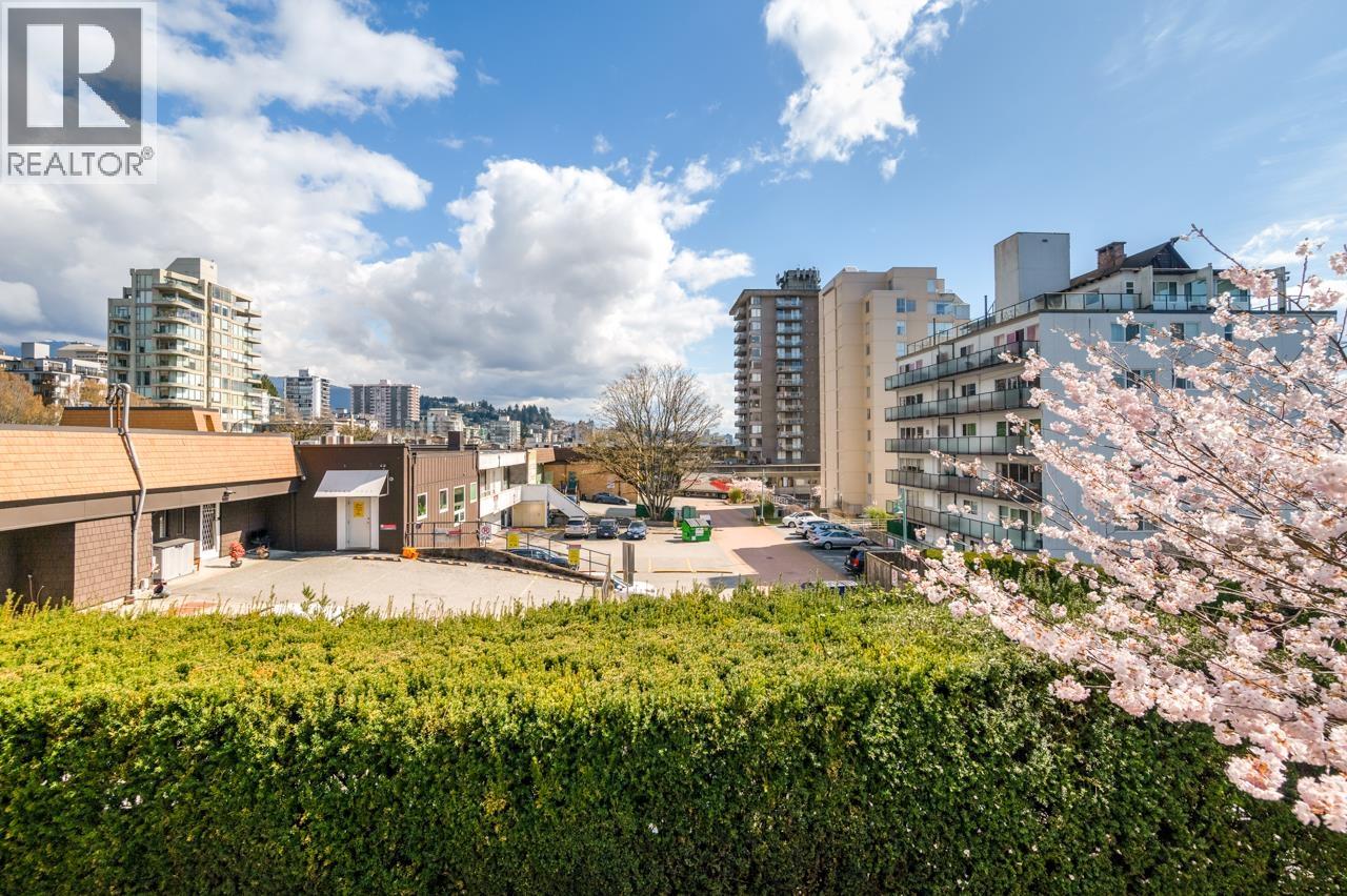 205 1896 Marine Drive, West Vancouver, British Columbia  V7V 1J6 - Photo 22 - R3107885