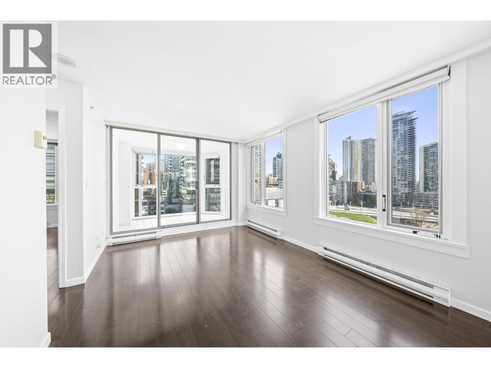 1203 888 Pacific Street, Vancouver, British Columbia  V6Z 2S6 - Photo 2 - R3107897