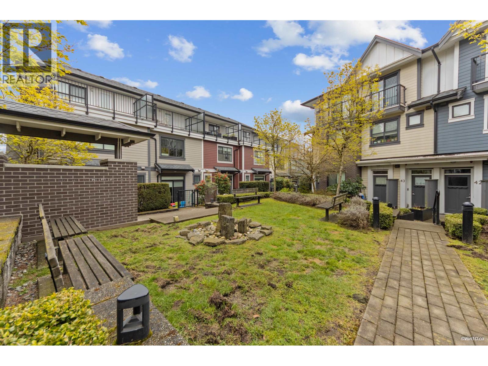 22 7039 Macpherson Avenue, Burnaby, British Columbia V5J 4N4 - Photo 30 - R3107934