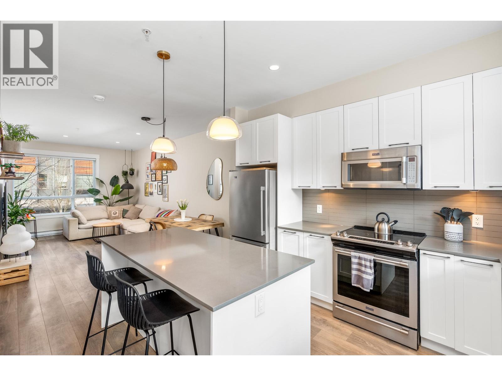 34 38684 Buckley Avenue, Squamish, British Columbia V8B 0A9 - Photo 5 - R3107953