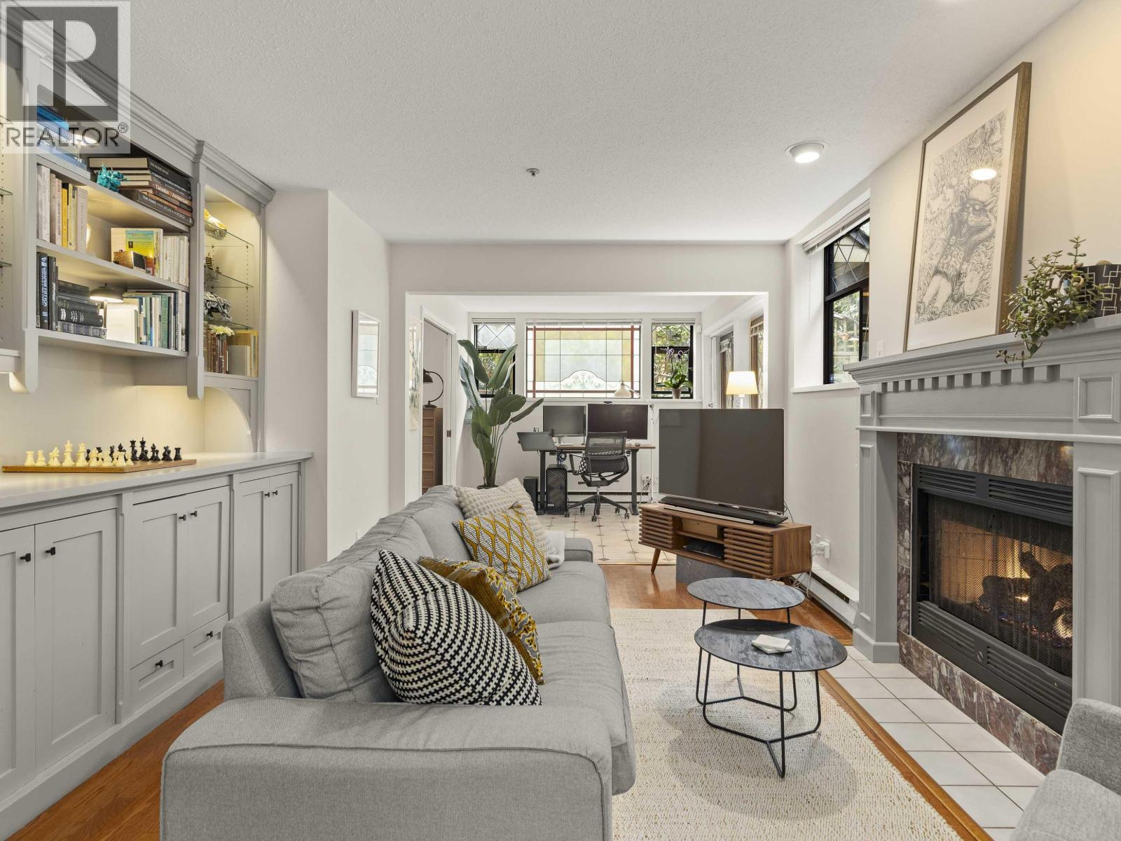 232 W 14th Avenue, Vancouver, British Columbia  V5Y 1X1 - Photo 2 - R3107954