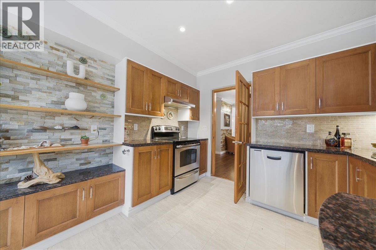 G01 3085 Primrose Lane, Coquitlam, British Columbia  V3B 7S3 - Photo 10 - R3107958