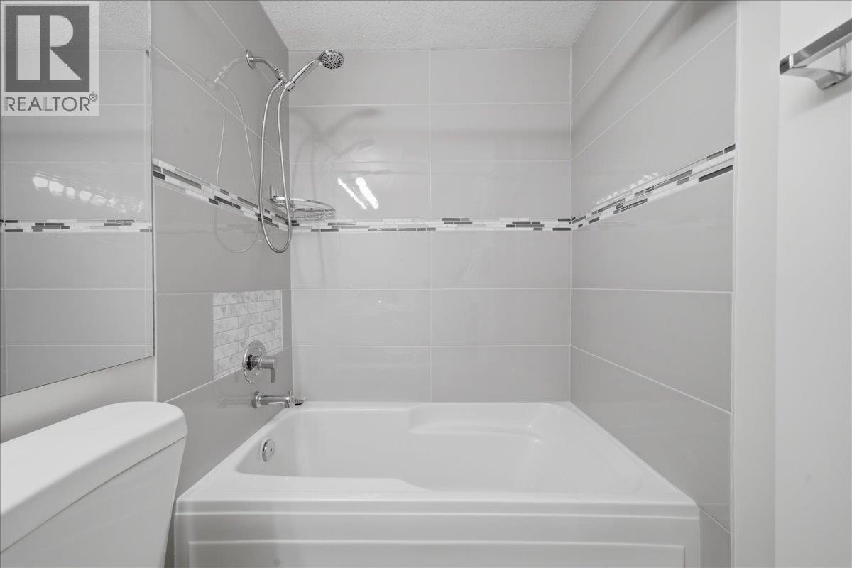 G01 3085 Primrose Lane, Coquitlam, British Columbia V3B 7S3 - Photo 20 - R3107958