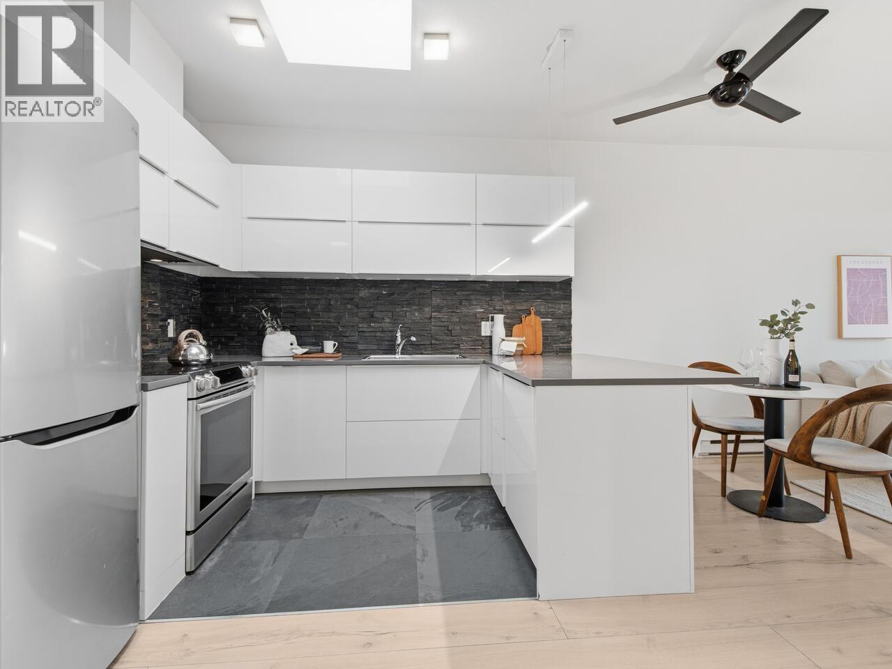 Ph6 688 E 17th Avenue, Vancouver, British Columbia  V5V 0A8 - Photo 9 - R3107968