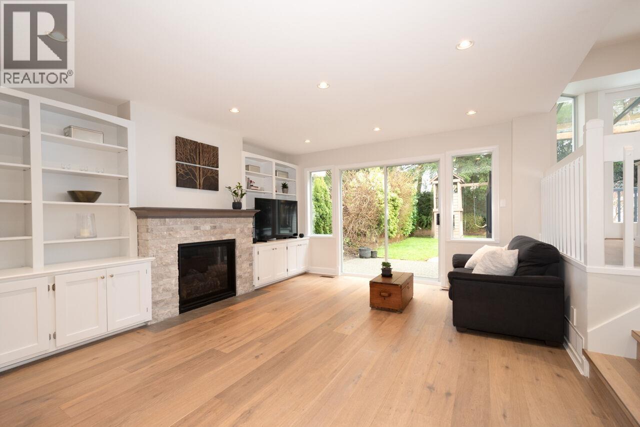 1716 Cascade Court, North Vancouver, British Columbia  V7G 2H6 - Photo 11 - R3107903