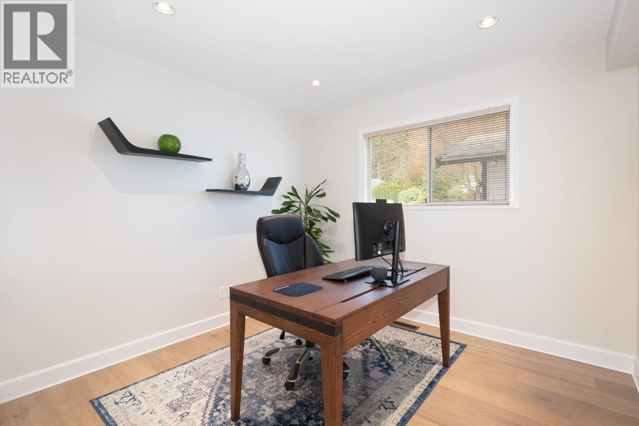 1716 Cascade Court, North Vancouver, British Columbia  V7G 2H6 - Photo 15 - R3107903