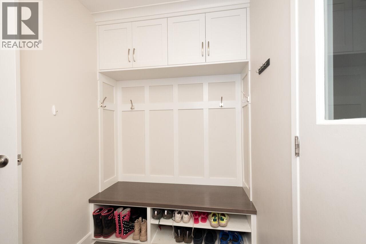 1716 Cascade Court, North Vancouver, British Columbia  V7G 2H6 - Photo 18 - R3107903