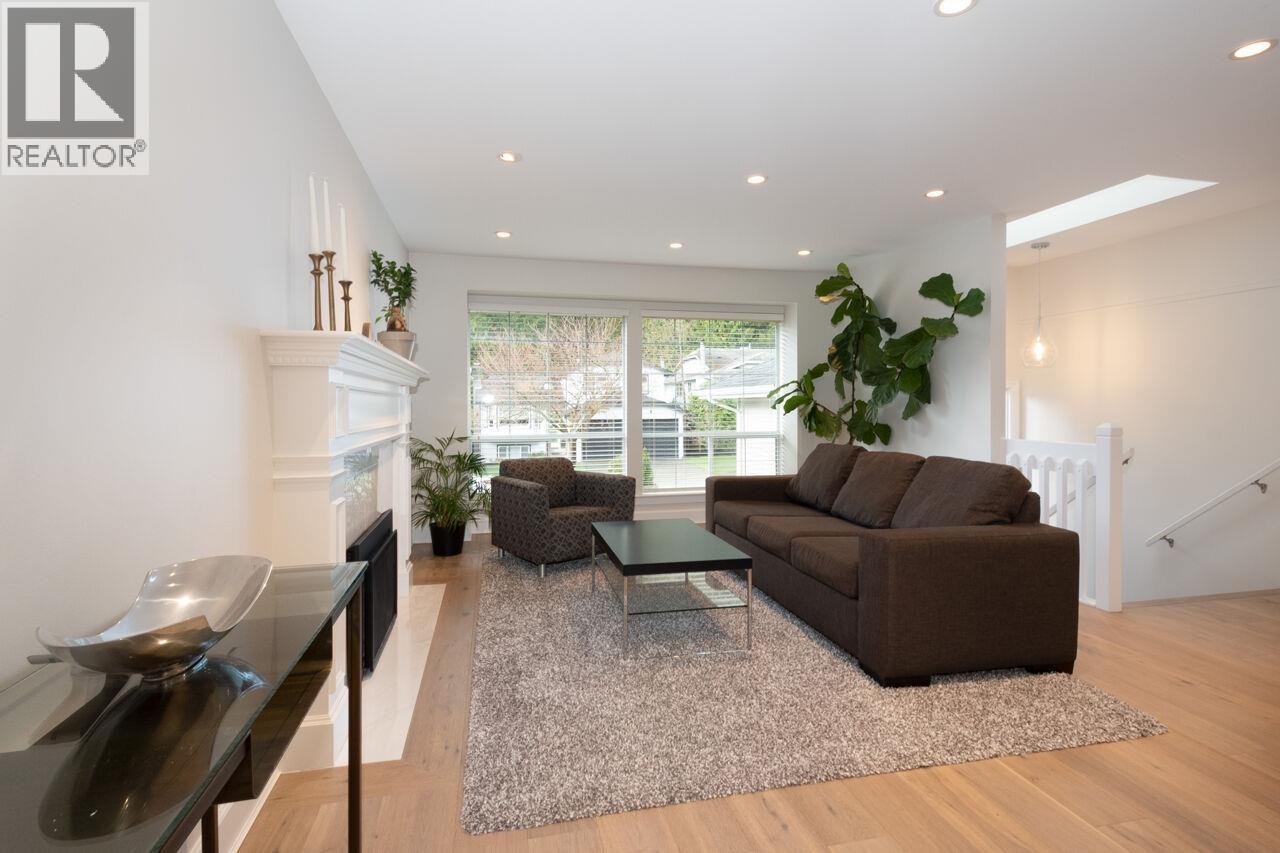 1716 Cascade Court, North Vancouver, British Columbia  V7G 2H6 - Photo 6 - R3107903