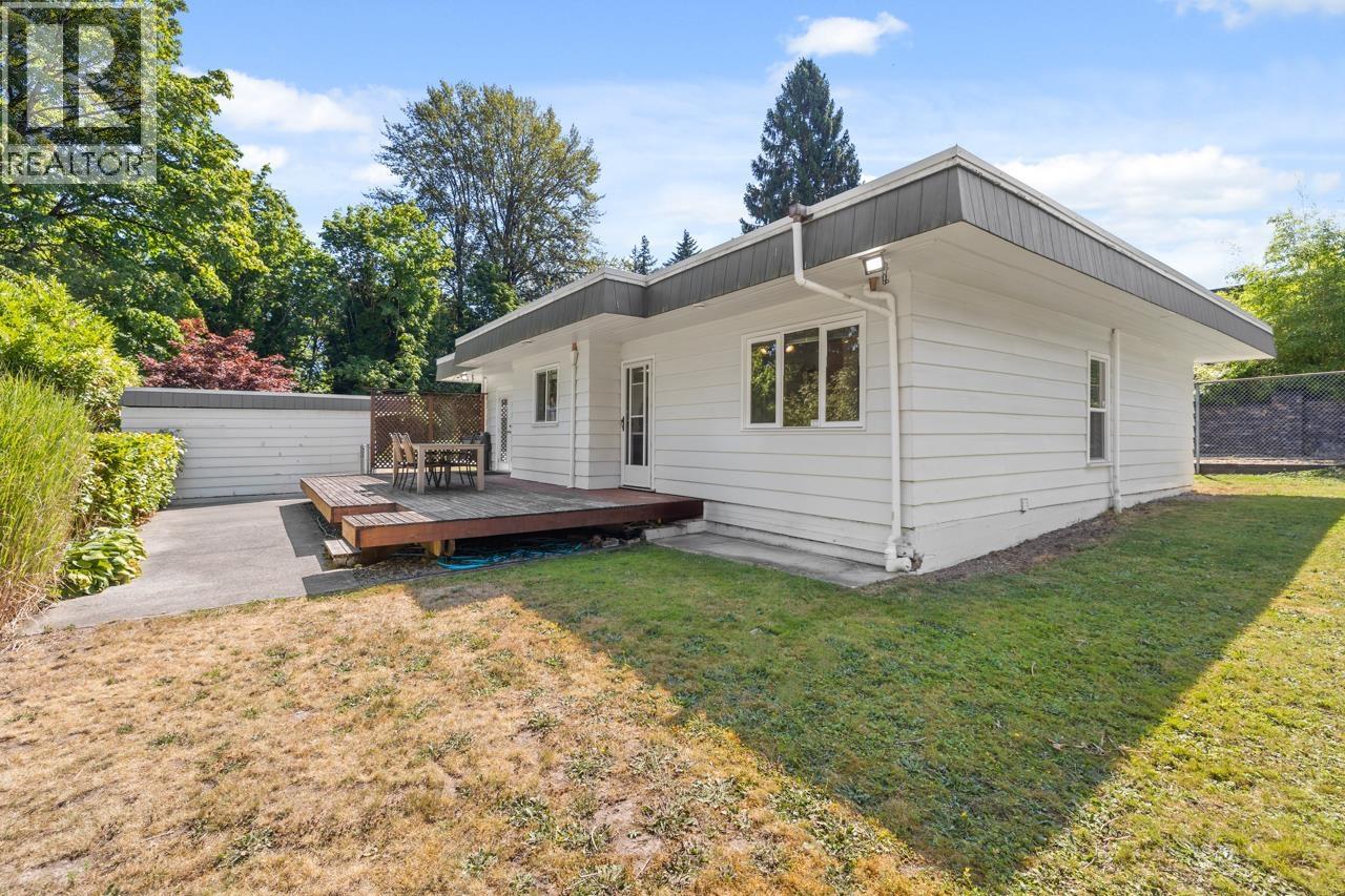 986 Porter Street, Coquitlam, British Columbia  V3J 5C2 - Photo 13 - R3107922