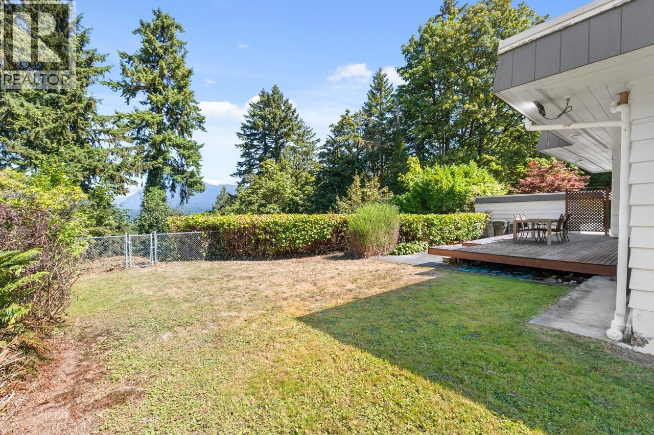 986 Porter Street, Coquitlam, British Columbia  V3J 5C2 - Photo 15 - R3107922