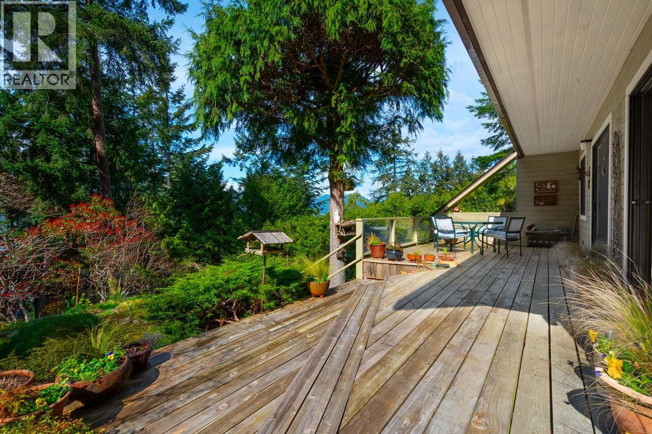 839 Captain's Way, Bowen Island, British Columbia  V0N 1G2 - Photo 10 - R3107950