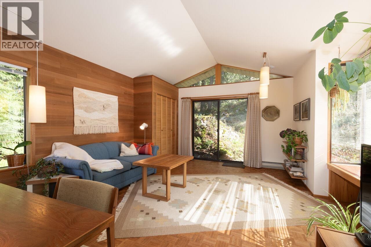 839 Captain's Way, Bowen Island, British Columbia  V0N 1G2 - Photo 21 - R3107950