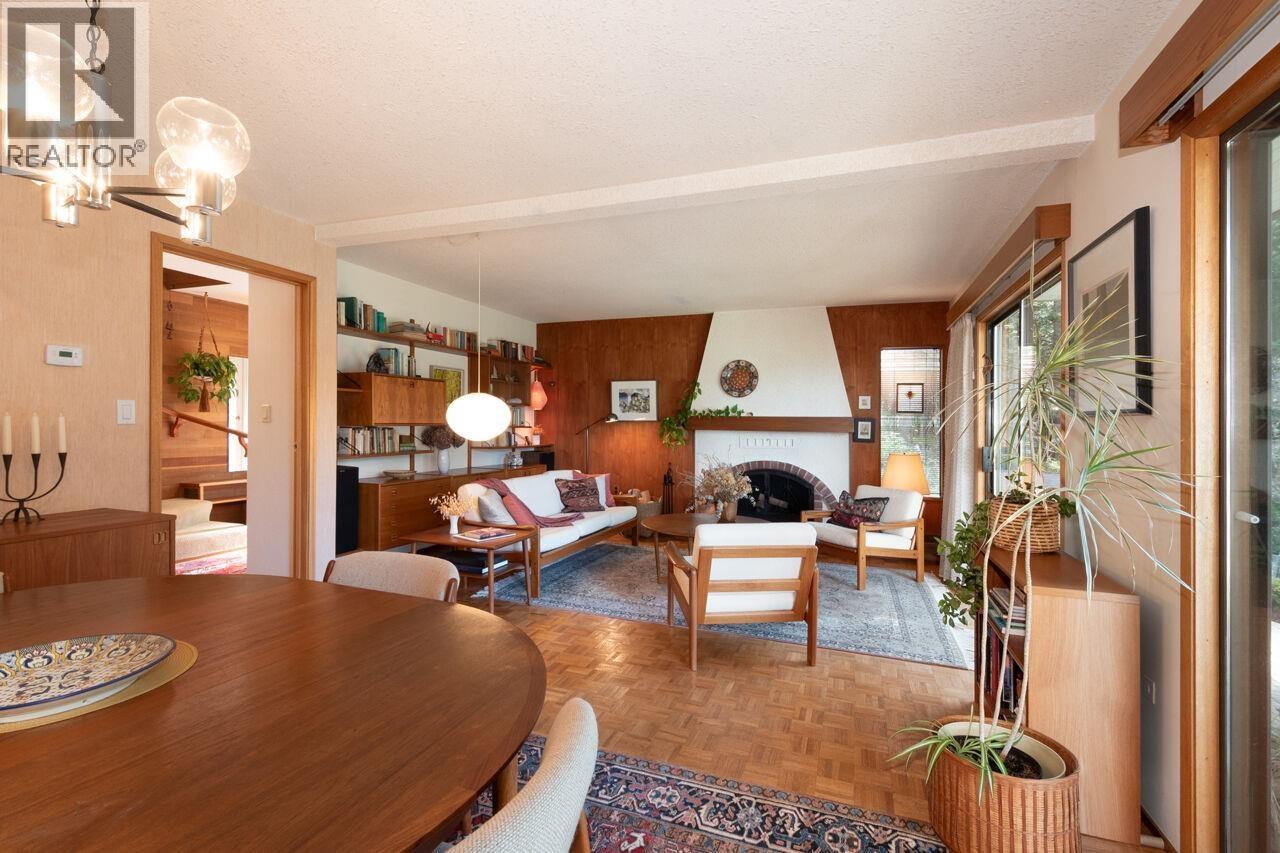 839 Captain's Way, Bowen Island, British Columbia  V0N 1G2 - Photo 4 - R3107950