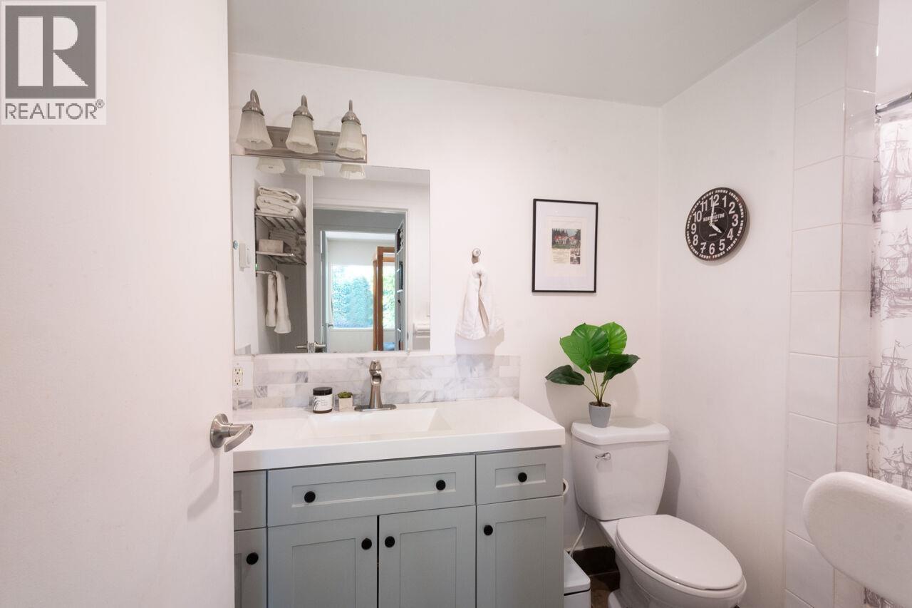 1101 Lenora Road, Bowen Island, British Columbia V0N 1G1 - Photo 24 - R3108001