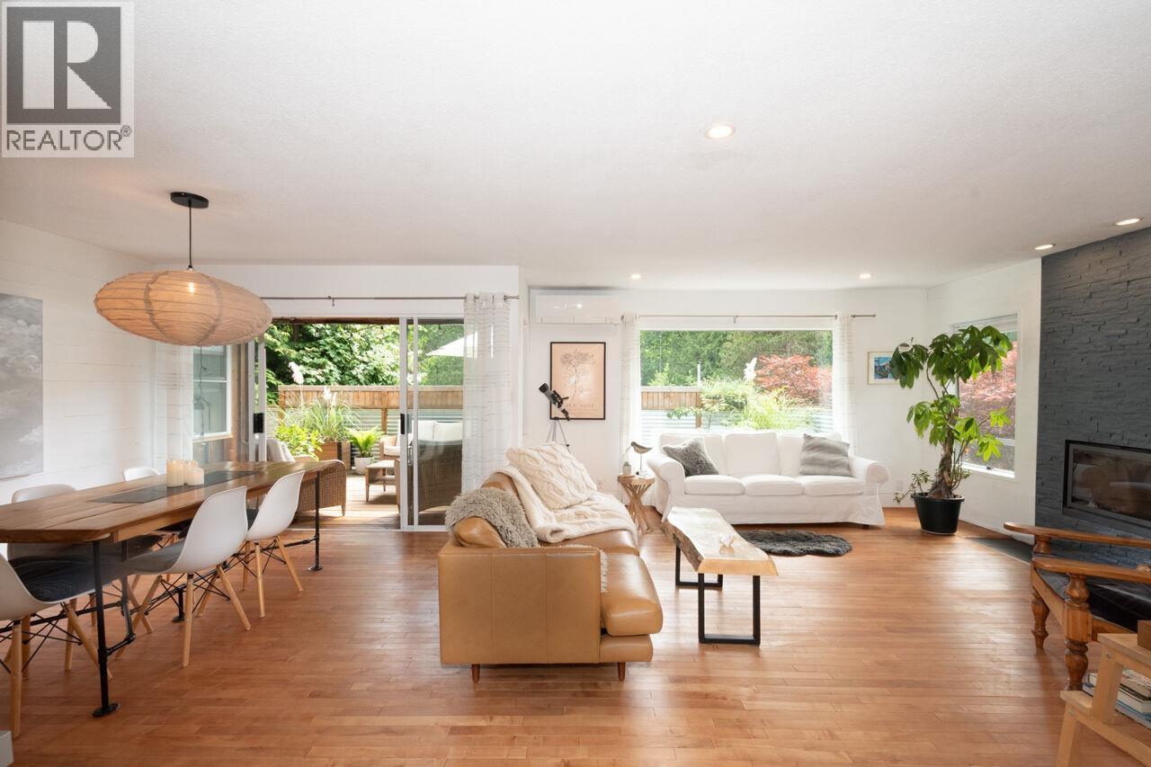 1101 Lenora Road, Bowen Island, British Columbia V0N 1G1 - Photo 6 - R3108001