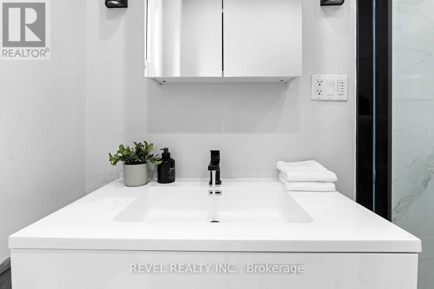 89 Foxley Street, Toronto, Ontario M6J 1P9 - Photo 22 - C12968002