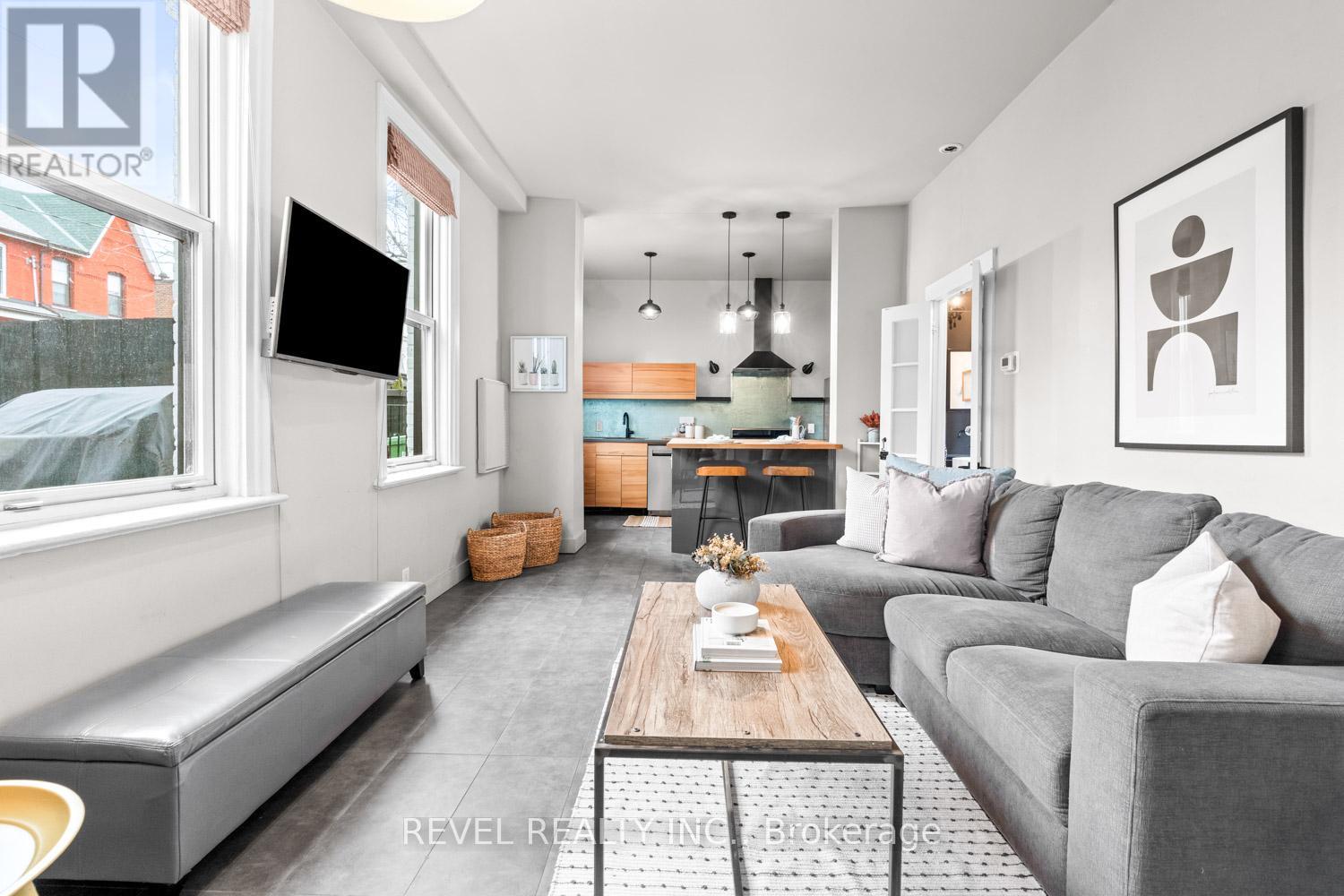 89 Foxley Street, Toronto, Ontario M6J 1P9 - Photo 3 - C12968002