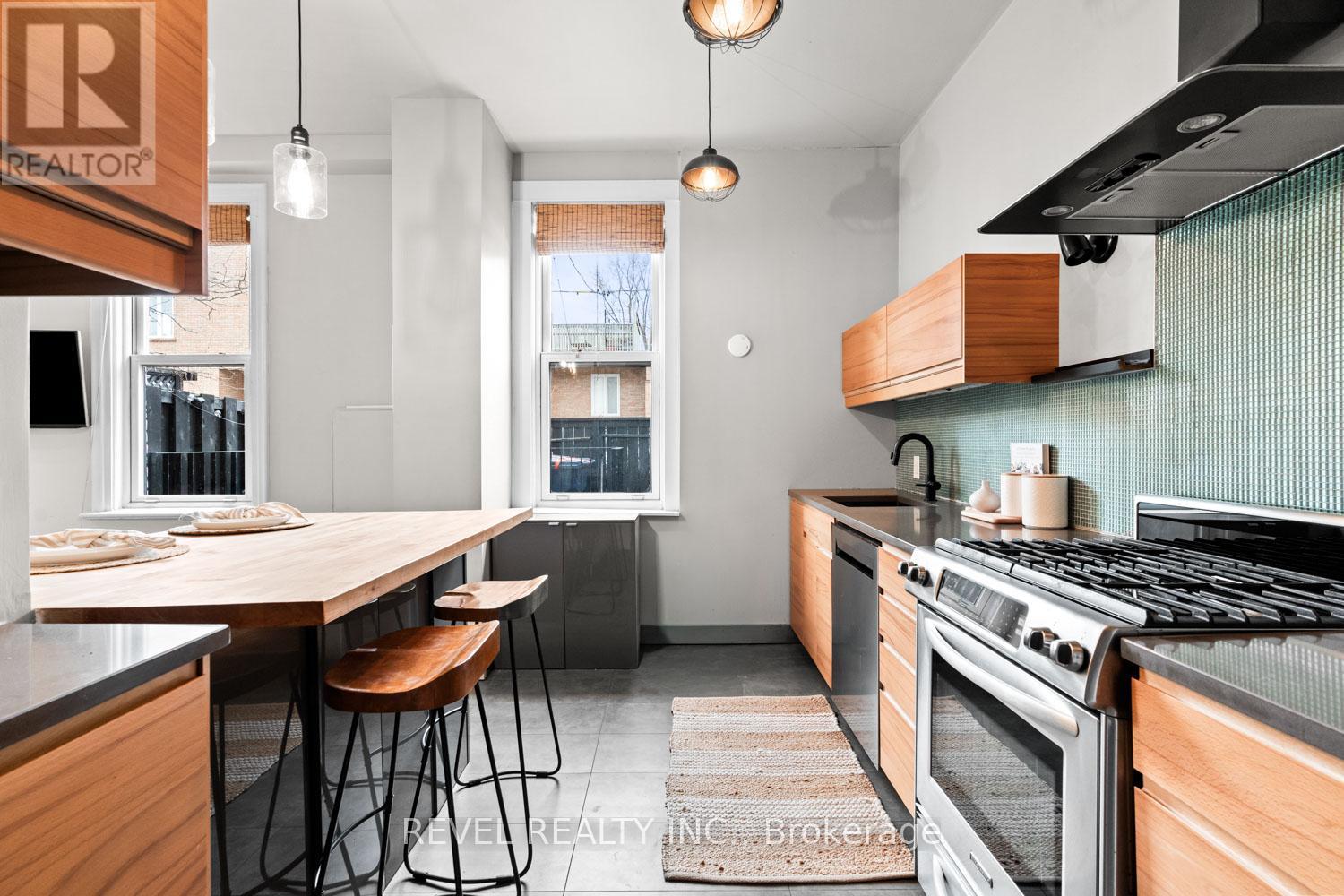 89 Foxley Street, Toronto, Ontario M6J 1P9 - Photo 8 - C12968002