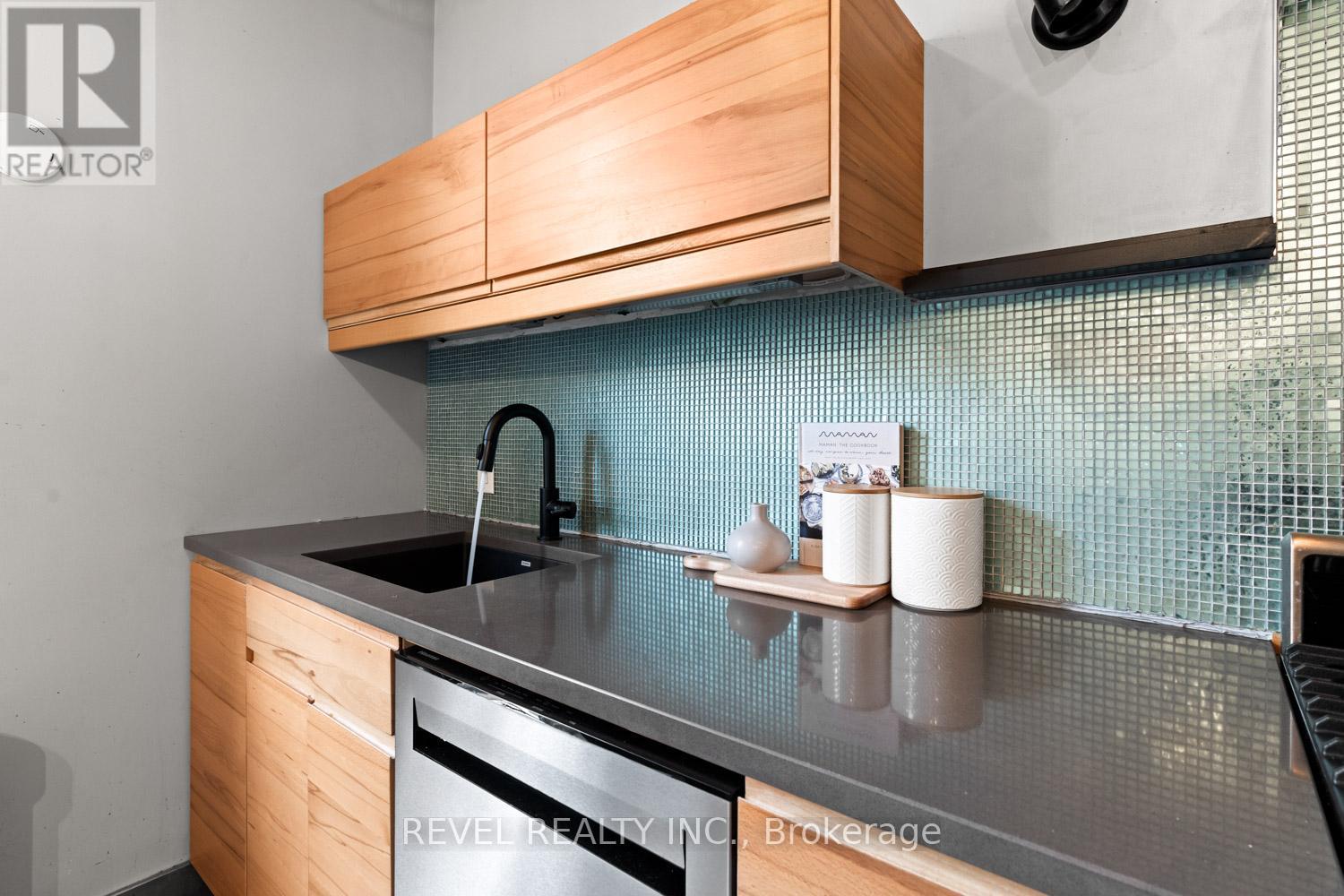 89 Foxley Street, Toronto, Ontario M6J 1P9 - Photo 9 - C12968002