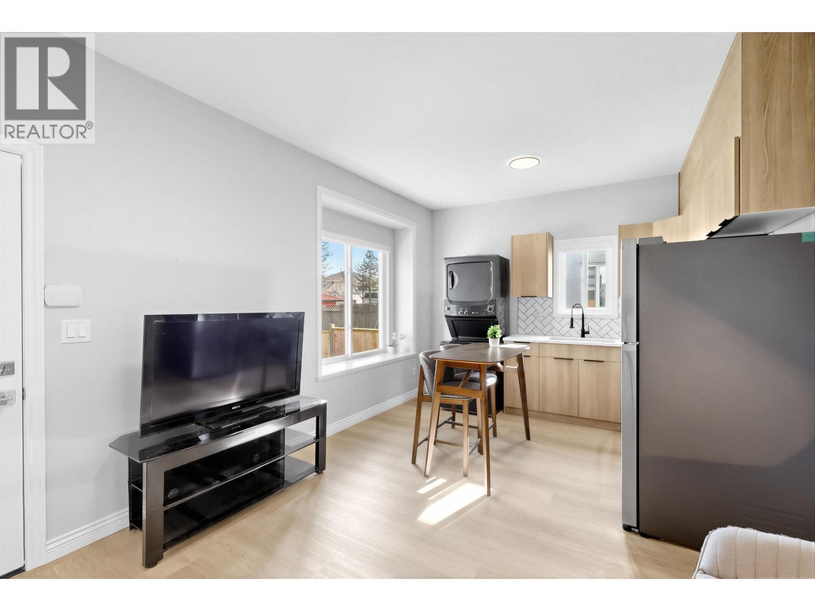 6628 Russell Avenue, Burnaby, British Columbia V5H 3T5 - Photo 14 - R3107814