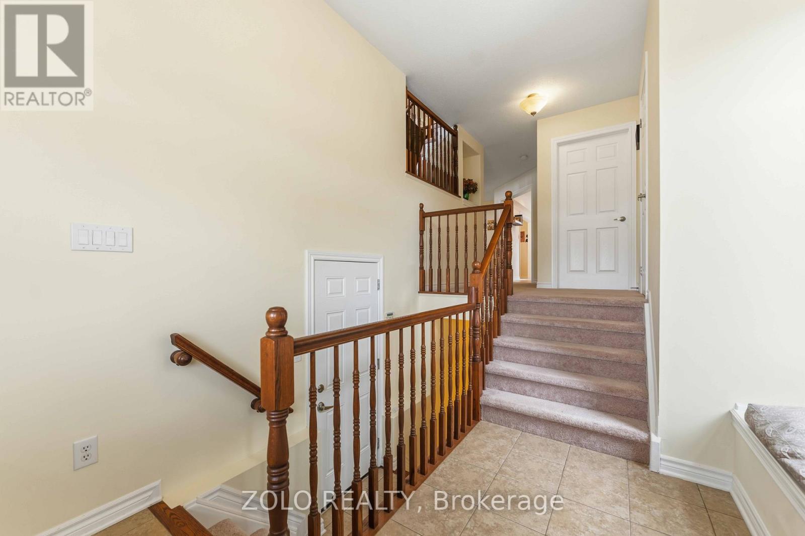 3566 Cambrian Road, Ottawa, Ontario  K2J 0T6 - Photo 3 - X12967990