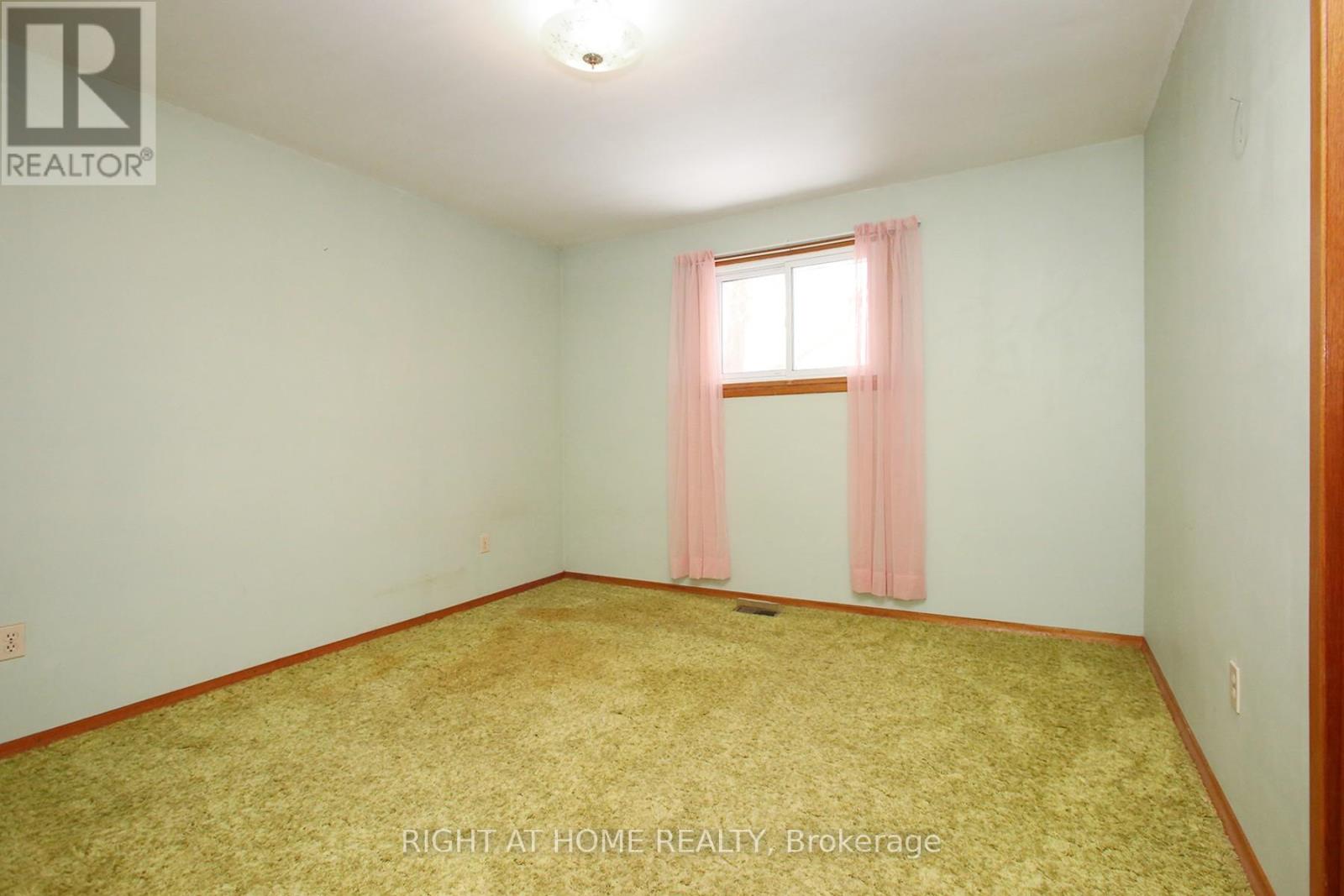 753 Tarn Court, Oshawa, Ontario  L1J 6Y8 - Photo 17 - E12968004