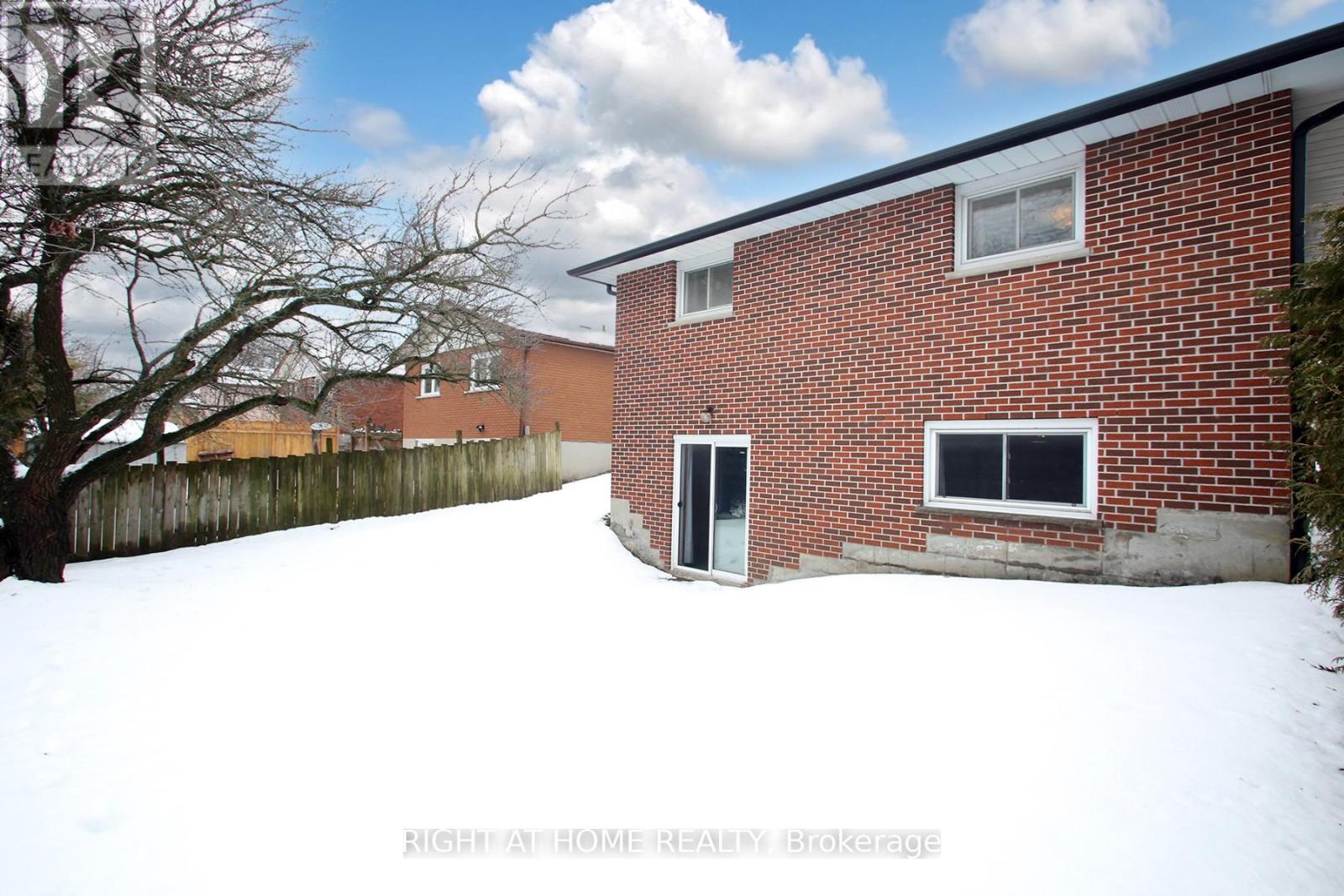 753 Tarn Court, Oshawa, Ontario  L1J 6Y8 - Photo 26 - E12968004