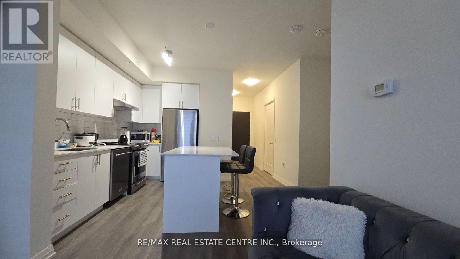 2423 - 9000 Jane Street, Vaughan, Ontario  L4K 0M6 - Photo 6 - N12967242