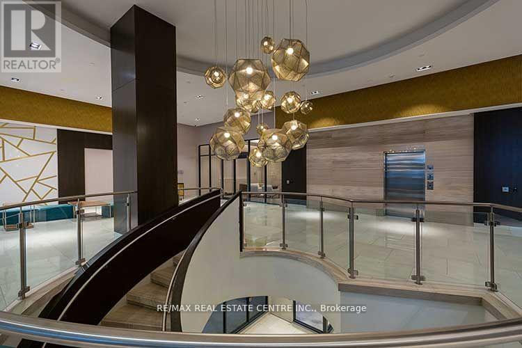 2423 - 9000 Jane Street, Vaughan, Ontario  L4K 0M6 - Photo 3 - N12967242