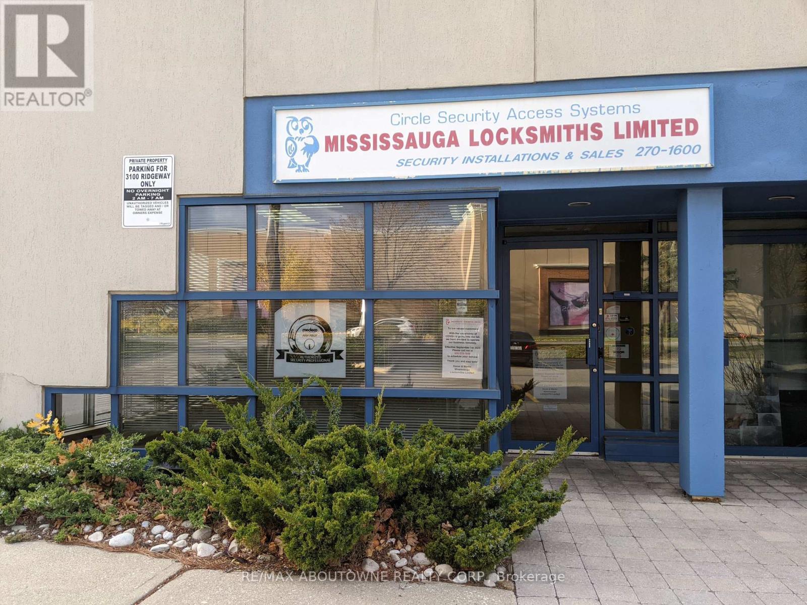 1 - 3100 RIDGEWAY DRIVE, Mississauga, Ontario