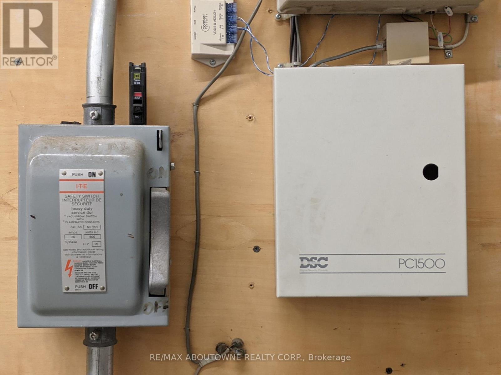 1 - 3100 Ridgeway Drive, Mississauga, Ontario  L5L 5M5 - Photo 25 - W12967986