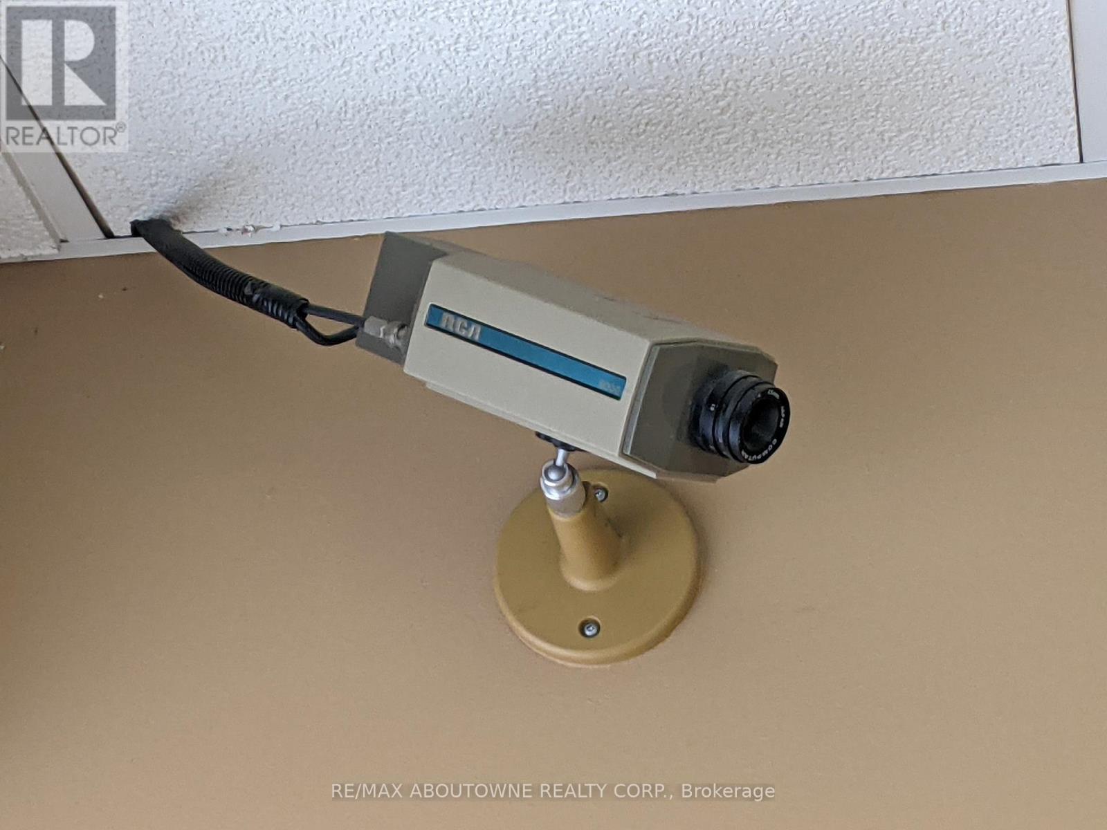 1 - 3100 Ridgeway Drive, Mississauga, Ontario  L5L 5M5 - Photo 30 - W12967986