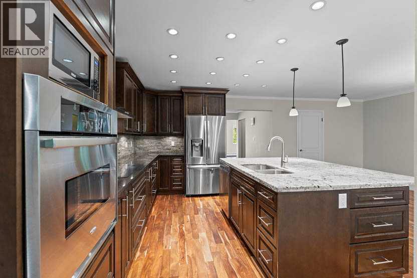 810, 3130 66 Avenue SW, Calgary, Alberta  T3E 5K3 - Photo 9 - A2279713