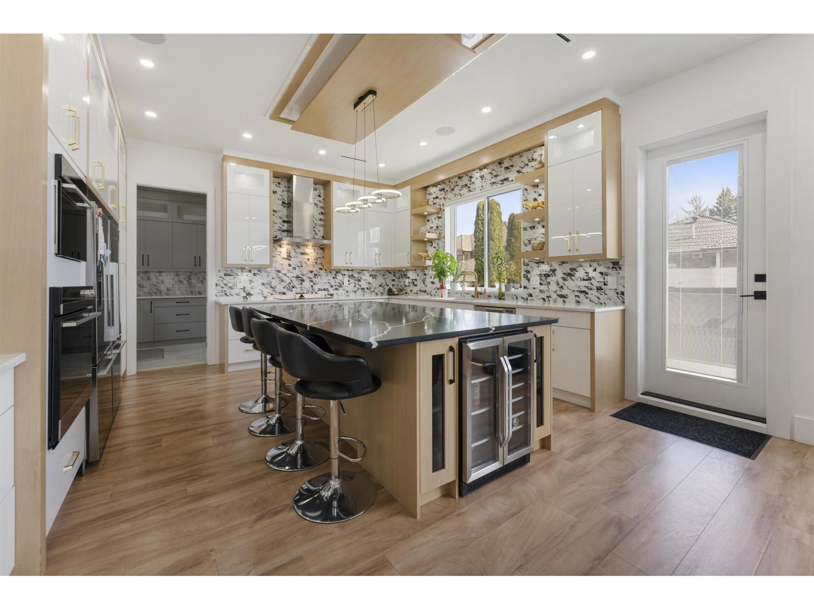 8958 139a Street, Surrey, British Columbia  V3V 7G5 - Photo 8 - R3107676