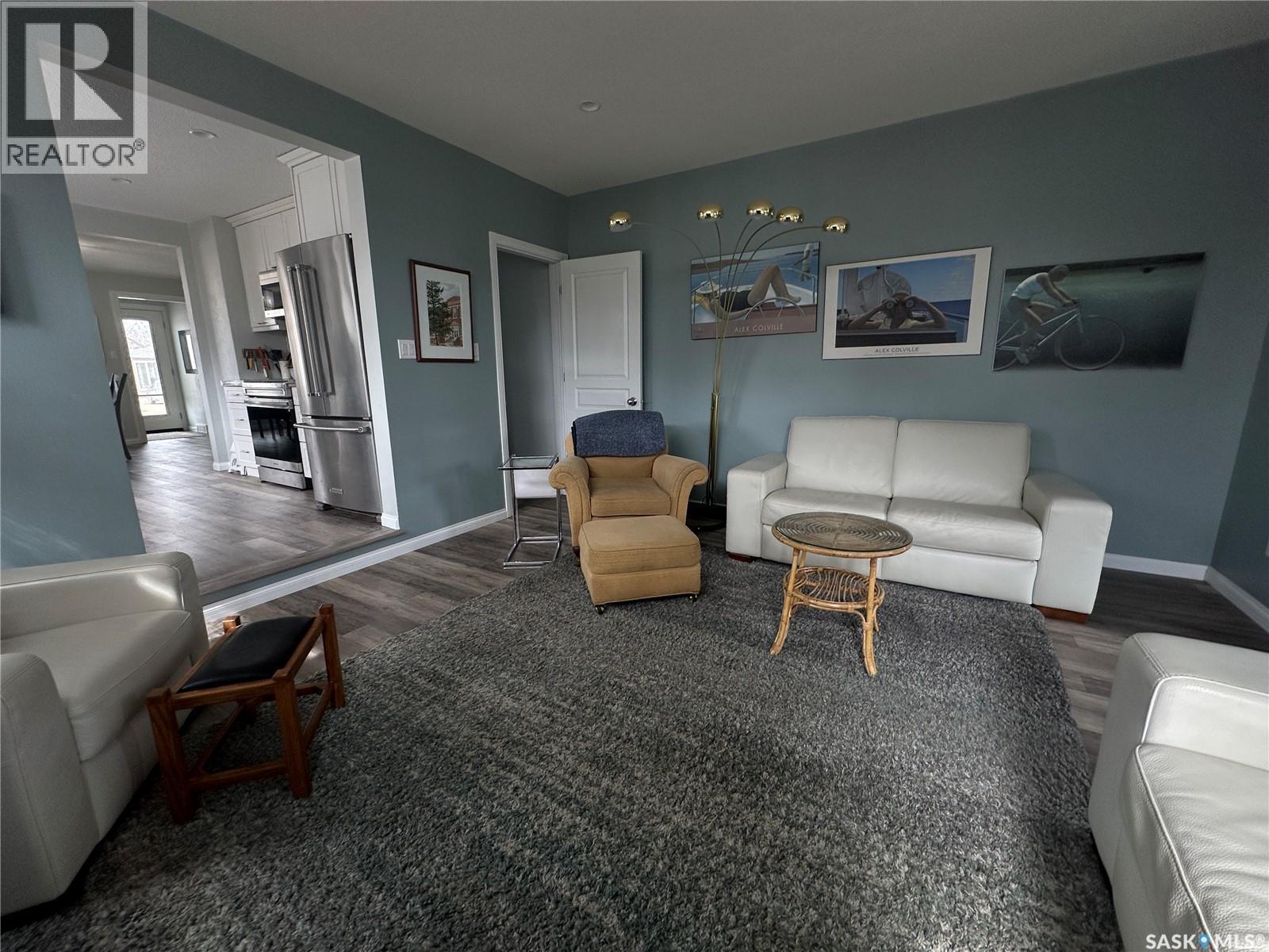 414 Government Road Ne, Weyburn, Saskatchewan  S4H 0P6 - Photo 12 - SK032288