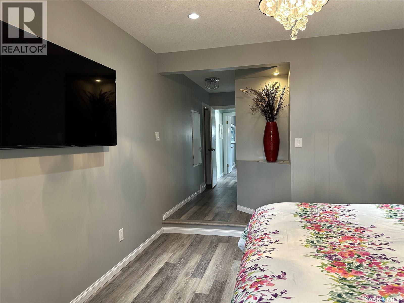 414 Government Road Ne, Weyburn, Saskatchewan  S4H 0P6 - Photo 22 - SK032288